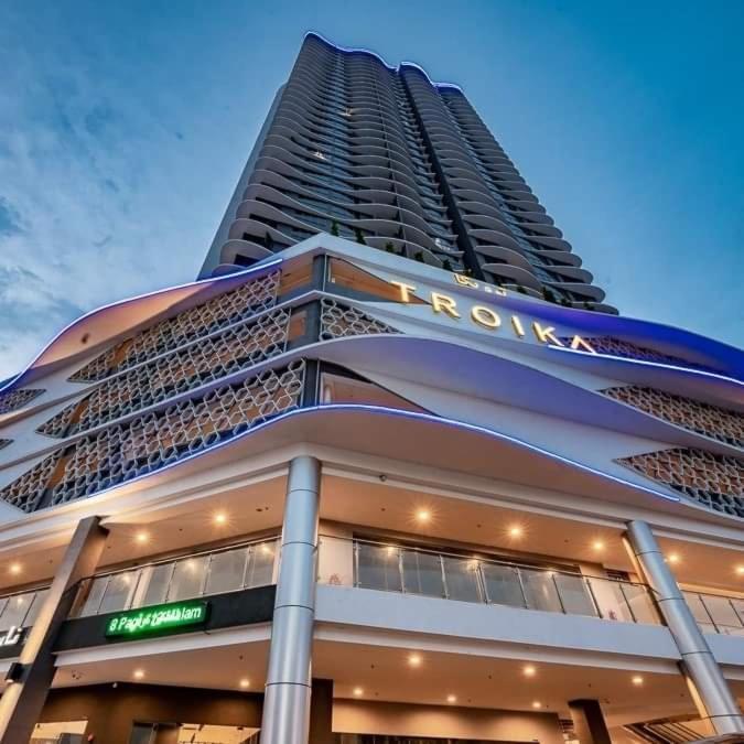 Triple D @ Troika Residence Kota Bharu Exteriör bild